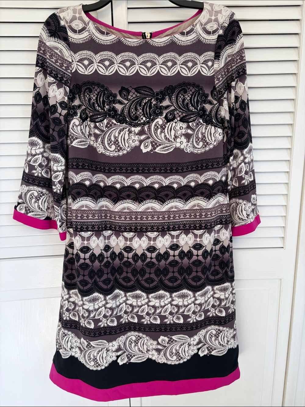Eliza J Women's Sz 8 Dress Knee Length Zip Bell Sleeves Lined Grey White Pink